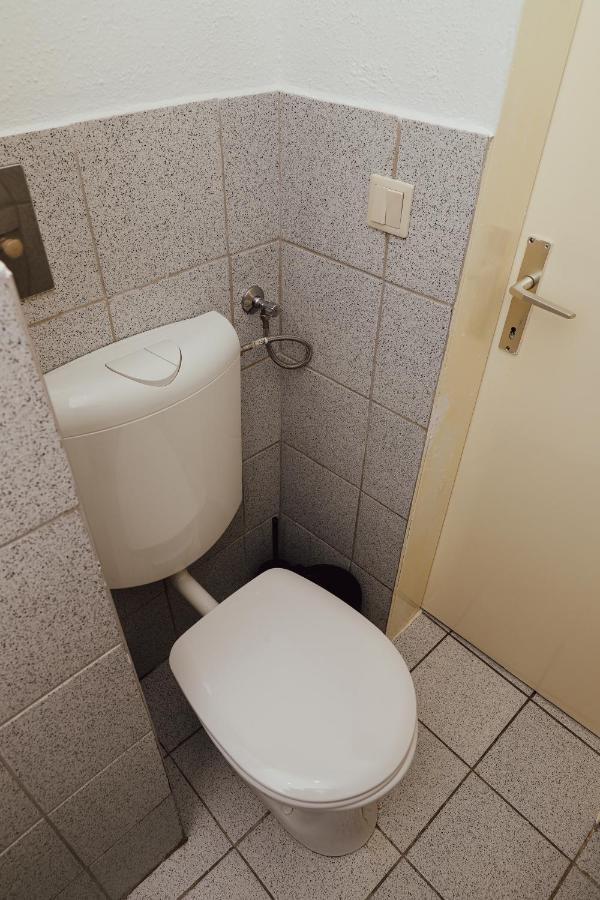 Ruhiges Terrassen Apartment Wien Exteriör bild